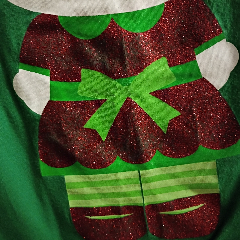 2/$10 Hello Kitty Holiday Green Top Junior Sizing XL - Picture 6 of 8